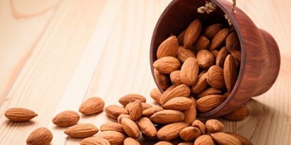 تصویر 5 از خرید و قیمت بادام مامایی درجه یک + فروش صادراتی